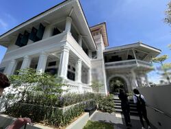 Haus On Handy (D9), Condominium #402044731